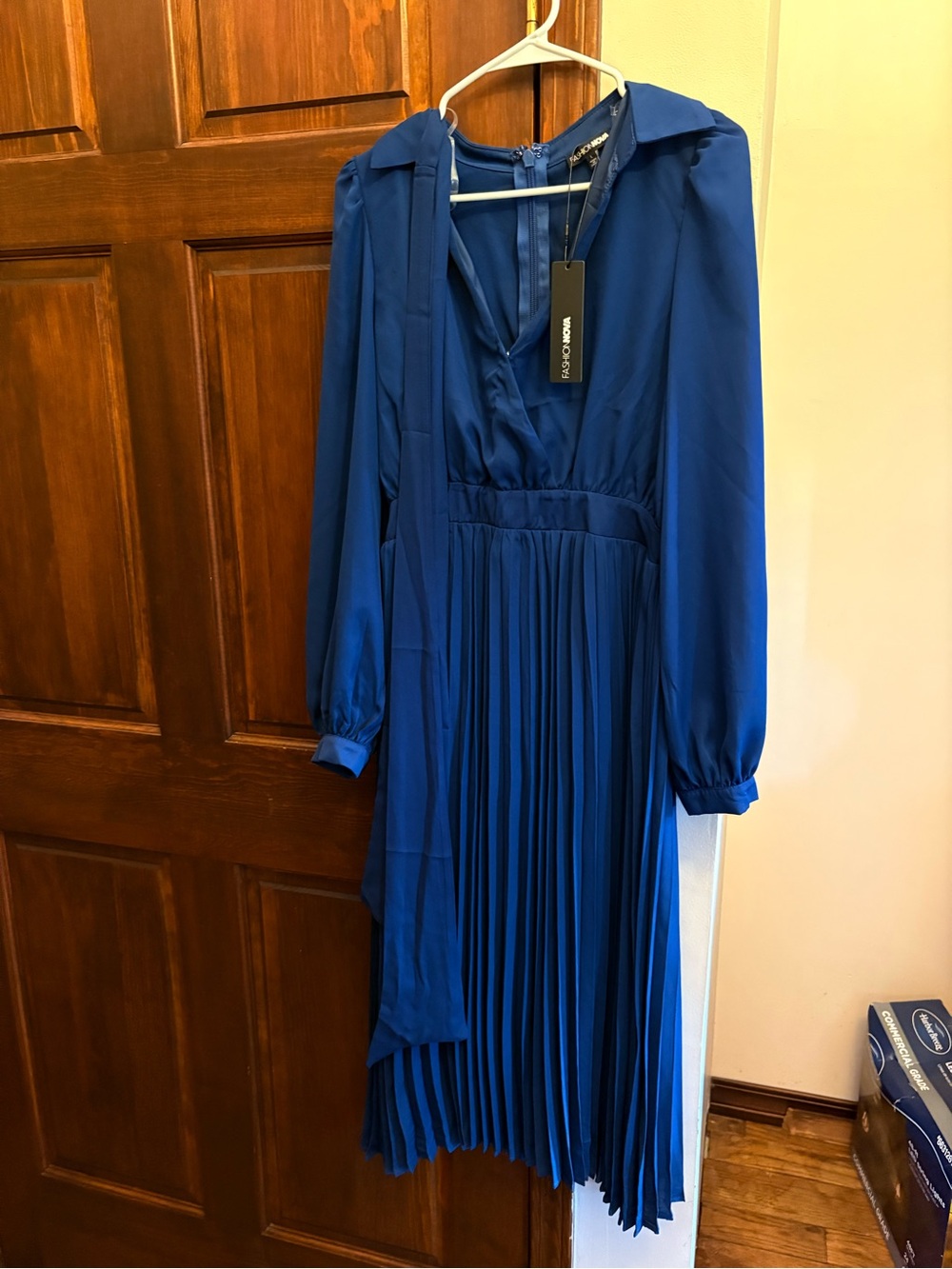 Blue Long Sleeve Pleated Midi Dress